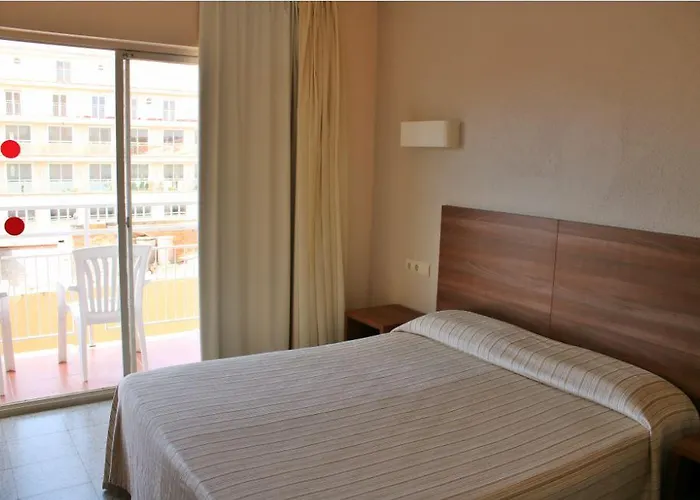 Espanya - 30º 3* 卡里拉